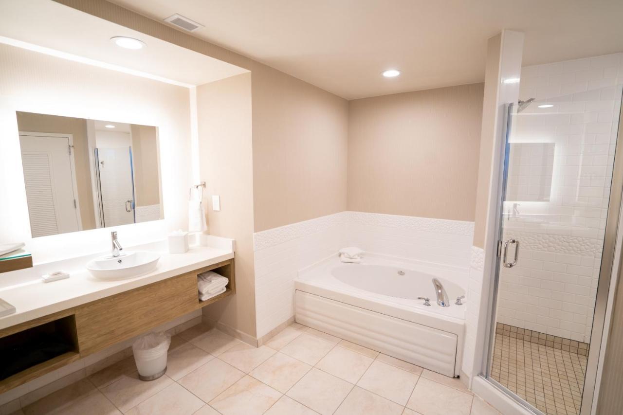 Delta Hotels By Marriott Raleigh-Durham At Research Triangle Park Εξωτερικό φωτογραφία